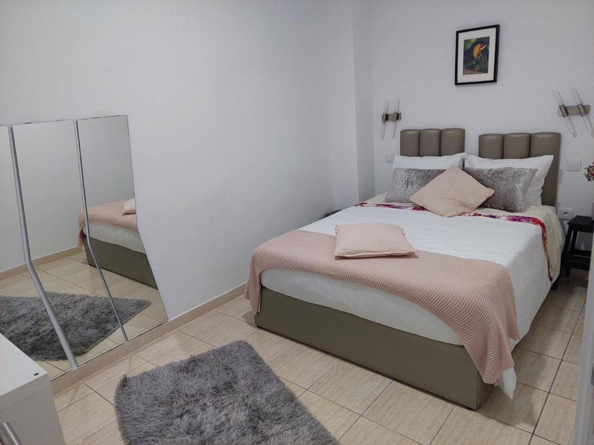 Charming Loft In Portoアパートメント エクステリア 写真